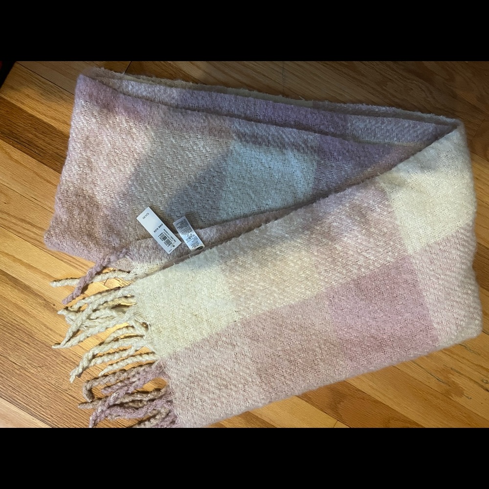 New pink old navy blanket scarf